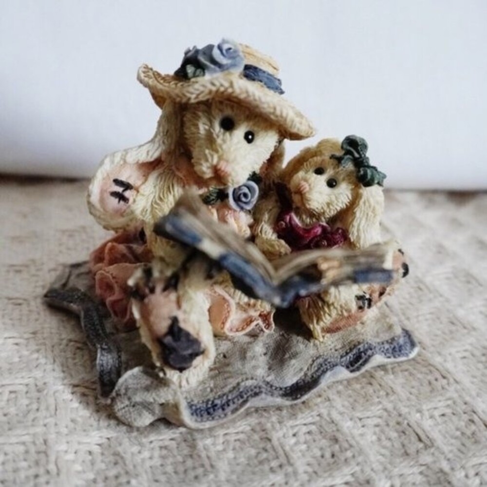 Boyd’s Bears & Friends Figurine Daphne and Eloise ... Women's Work #2251 1994